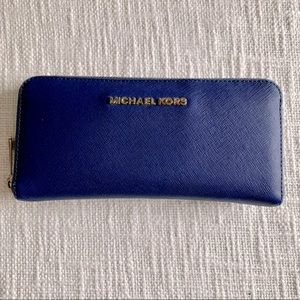 MICHAEL KORS - Wallet 👛✨